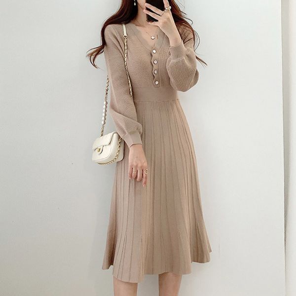 a piece of korean plied 2021 spring long skinny woman sweater mesh dressed in elegant midi vintage party dress, Black;gray
a piece of korean plied 2021 spring long skinny woman sweater mesh dressed in elegant midi vintage party dress, Black;gray