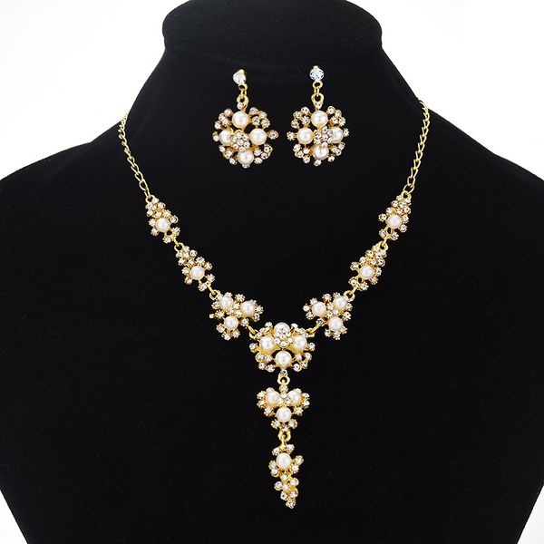 2021 bride jewelry hollow geometric color resin diamond-studded clavicle chain necklace and earring set wedding party women accessories, White
2021 bride jewelry hollow geometric color resin diamond-studded clavicle chain necklace and earring set wedding party women accessories, White