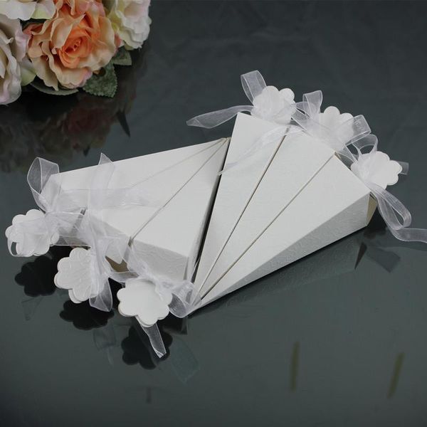 gift wrap 10pcs ice cream tip cone shape box white paper ribobn dragees baptism de mariage wedding favor packaging wrapping
gift wrap 10pcs ice cream tip cone shape box white paper ribobn dragees baptism de mariage wedding favor packaging wrapping