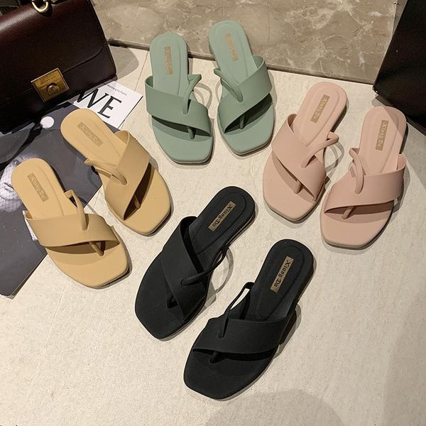 fashion flat bottomed out sandals travelling beach flip-flops 2021 summer slipper for women, Black
fashion flat bottomed out sandals travelling beach flip-flops 2021 summer slipper for women, Black