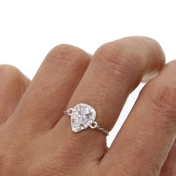 cluster rings sparking bling cubic zirconia 4 colors adjust chain 2021 wedding fashion jewelry, Golden;silver
cluster rings sparking bling cubic zirconia 4 colors adjust chain 2021 wedding fashion jewelry, Golden;silver