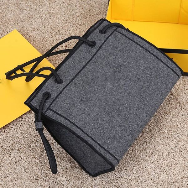 tote bag 2021 luxury handbag shopping bags canvas letter large capacity ladies black brand sack 8929
tote bag 2021 luxury handbag shopping bags canvas letter large capacity ladies black brand sack 8929