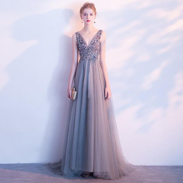 party dresses fashion grey v-neck backless beading vestidos de festa luxury crystal sequins a-line formal long evening prom gown, White;black
party dresses fashion grey v-neck backless beading vestidos de festa luxury crystal sequins a-line formal long evening prom gown, White;black