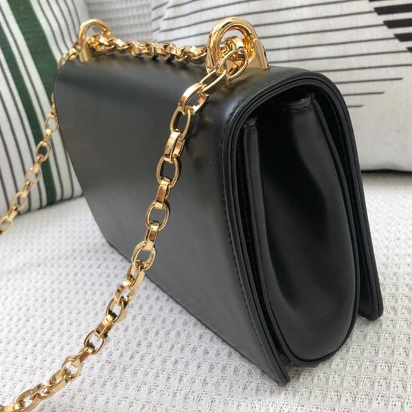 evening bags design retro shiny silk metal buckle chain leather shoulder bag ladies style multifunctional fashion messenger
evening bags design retro shiny silk metal buckle chain leather shoulder bag ladies style multifunctional fashion messenger