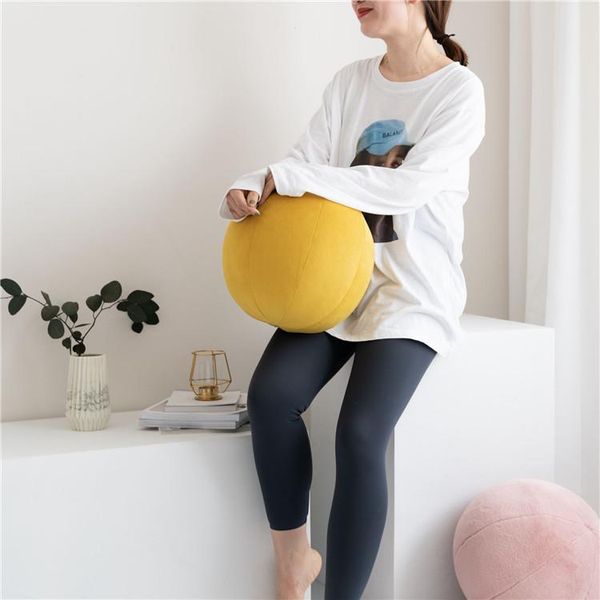 pillow thours nordic style spherical cushion cover polyester throw round for sofa car black home decorative
pillow thours nordic style spherical cushion cover polyester throw round for sofa car black home decorative