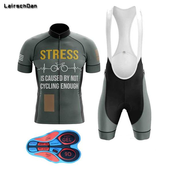 racing sets lairschdan summer men cycling jersey 9d short pants set breathable mtb bicycle clothing mountain bike outfit fietsshirt, Black;blue
racing sets lairschdan summer men cycling jersey 9d short pants set breathable mtb bicycle clothing mountain bike outfit fietsshirt, Black;blue