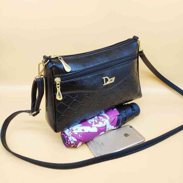 messenger bags messenger bagsaged dioya 2021 guangzhou middle and elderly mom's one shoulder slant span lady's bag
messenger bags messenger bagsaged dioya 2021 guangzhou middle and elderly mom's one shoulder slant span lady's bag