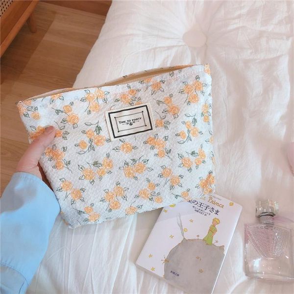 cosmetic bags & cases women bag cotton fabric retro floral clutch makeup organizer travel toiletry grils beauty pouch make up storage
cosmetic bags & cases women bag cotton fabric retro floral clutch makeup organizer travel toiletry grils beauty pouch make up storage
