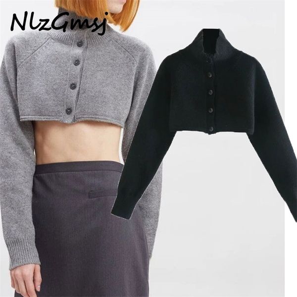 sweater women grey turtleneck sweaters ladies solid knitted short streetwear female chic button pullovers 210628, White;black
sweater women grey turtleneck sweaters ladies solid knitted short streetwear female chic button pullovers 210628, White;black