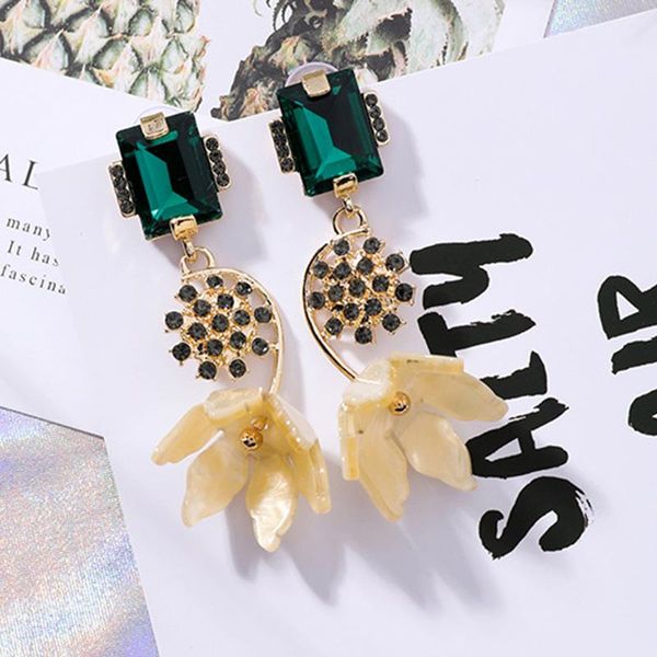 dangle & chandelier 2021 korean vintage luxury green rhinestone acrylic flower drop earrings for women ladies pineapple shape statement, Silver
dangle & chandelier 2021 korean vintage luxury green rhinestone acrylic flower drop earrings for women ladies pineapple shape statement, Silver