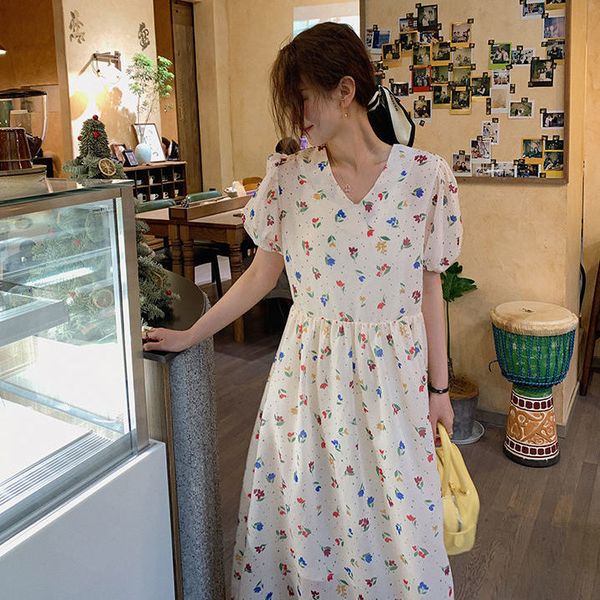 summer v-neck chiffon elegant dress women puff sleeve kawaii floral short party beach 210510, Black;gray
summer v-neck chiffon elegant dress women puff sleeve kawaii floral short party beach 210510, Black;gray