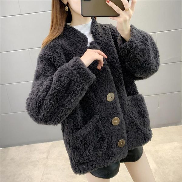 women's fur & faux sheep shearing coat 2021 lamb wool short composite one-piece for young women, Black
women's fur & faux sheep shearing coat 2021 lamb wool short composite one-piece for young women, Black