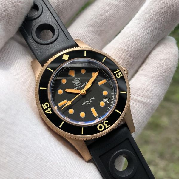 wristwatches steeldive bronze watch sd1952s 30atm water resistant ceramic bezel nh35 dive, Slivery;brown
wristwatches steeldive bronze watch sd1952s 30atm water resistant ceramic bezel nh35 dive, Slivery;brown