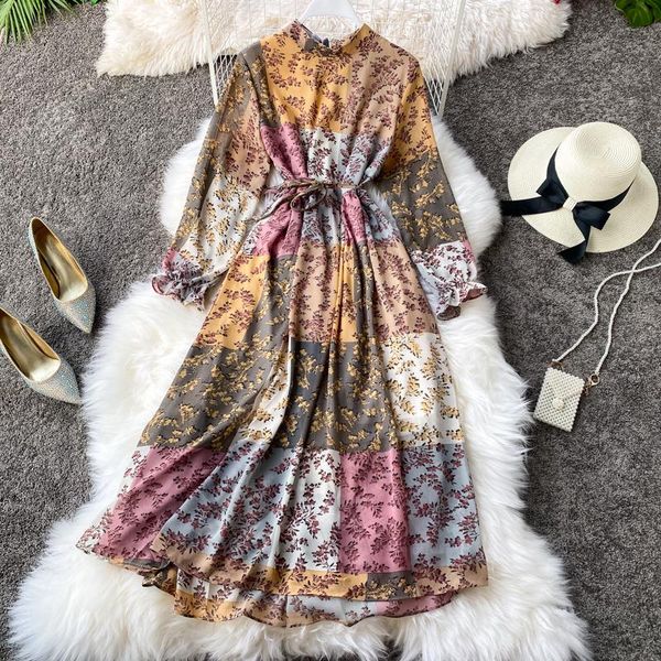 casual dresses 2010 vintage floral print dress spring autumn women long sleeved stand flower printed chiffon, Black;gray
casual dresses 2010 vintage floral print dress spring autumn women long sleeved stand flower printed chiffon, Black;gray