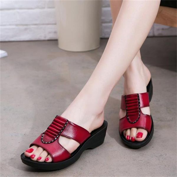 sandals 2022 summer mother slippers fashion ladies soft and comfortable casual large size shoes woman slope with, Black
sandals 2022 summer mother slippers fashion ladies soft and comfortable casual large size shoes woman slope with, Black