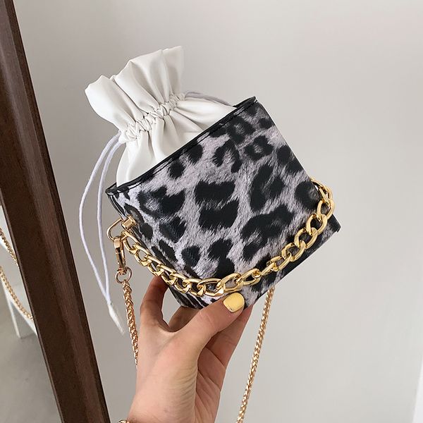box design small animal pattern pu leather bag crossbody 2021 summer luxury chain shoulder handbags and purses a3t38
box design small animal pattern pu leather bag crossbody 2021 summer luxury chain shoulder handbags and purses a3t38