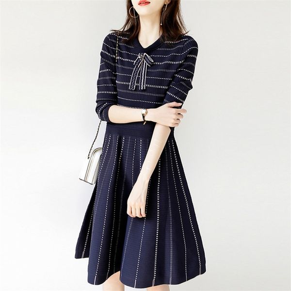 autumn winter korean elegant a-line knitting dress women striped knitted sweater ladies slim casual vestidos 210514, Black;gray
autumn winter korean elegant a-line knitting dress women striped knitted sweater ladies slim casual vestidos 210514, Black;gray