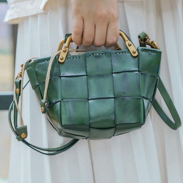 evening bags 2021 women genuine leather handbag vintage cow one shoulder messenger bag vegetable tanned hand woven
evening bags 2021 women genuine leather handbag vintage cow one shoulder messenger bag vegetable tanned hand woven