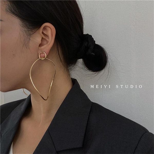 hoop & huggie earrings for women simple big korean fashion punk vintage jewelry, Golden;silver
hoop & huggie earrings for women simple big korean fashion punk vintage jewelry, Golden;silver
