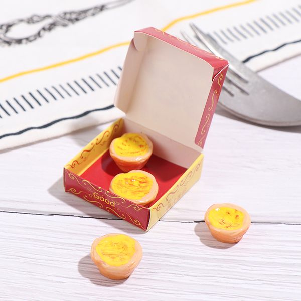 1/12 portuguese egg tart with box dollhouse miniature food fit toys accessories
1/12 portuguese egg tart with box dollhouse miniature food fit toys accessories
