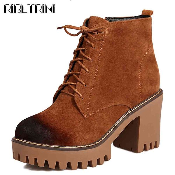 boots doropship skidproof rubber platform square high heels plus size 43 ankle booties casual shoes women boots female, Black
boots doropship skidproof rubber platform square high heels plus size 43 ankle booties casual shoes women boots female, Black
