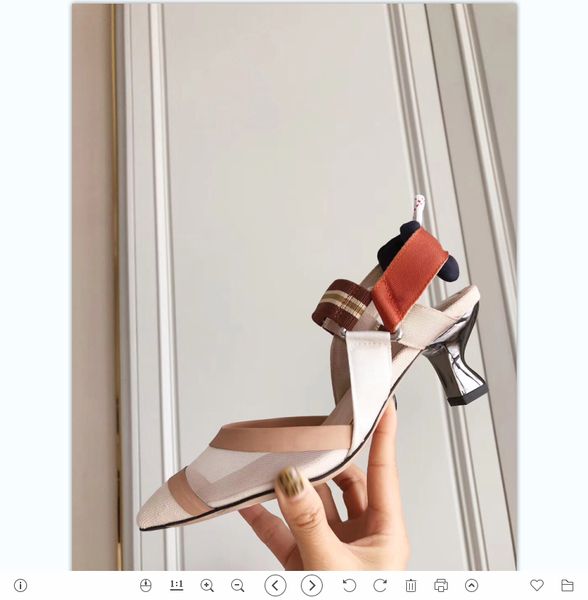 2021 good quality fashion women luxurys designers shoes designer sandals womens luxury high heels sandal dress shoess with box size 35-41 -k, Black
2021 good quality fashion women luxurys designers shoes designer sandals womens luxury high heels sandal dress shoess with box size 35-41 -k, Black