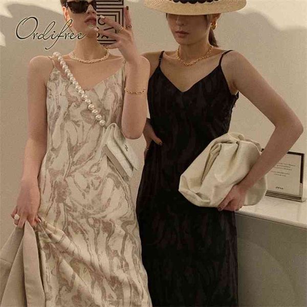 summer vintage women maxi dress floral print spaghetti strap party long slip 210513, Black;gray
summer vintage women maxi dress floral print spaghetti strap party long slip 210513, Black;gray