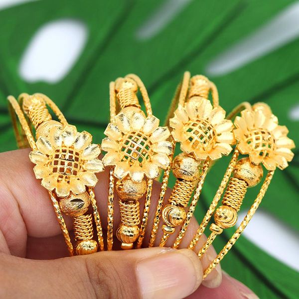bangle 4pcs beads 24k gold color dubai bangles for women ball copper saudi arabic flower bracelet girls africa wedding jewelry, Black
bangle 4pcs beads 24k gold color dubai bangles for women ball copper saudi arabic flower bracelet girls africa wedding jewelry, Black