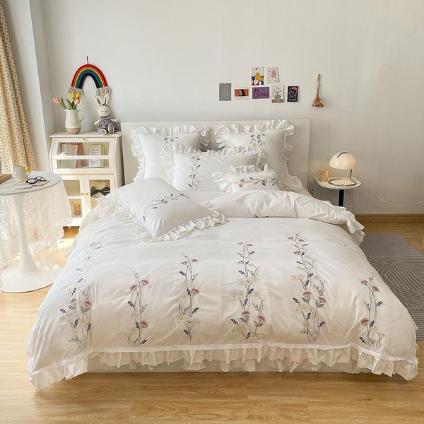 bedding sets luxury princess set flowers embroidery 100% cotton single double duvet cover bed skirt pillowcases home textiles
bedding sets luxury princess set flowers embroidery 100% cotton single double duvet cover bed skirt pillowcases home textiles