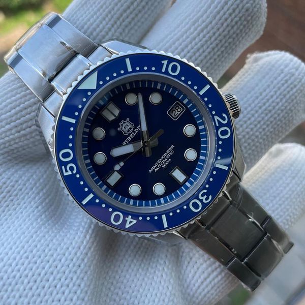 wristwatches steeldive sd1968 men's diving watch 300m water resistance japan nh35 automatic movement bgw9 luminous sapphire wristwatch, Slivery;brown
wristwatches steeldive sd1968 men's diving watch 300m water resistance japan nh35 automatic movement bgw9 luminous sapphire wristwatch, Slivery;brown