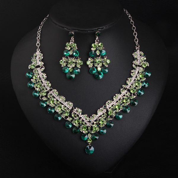 green crystal necklace earring set clavicle exaggerated female fashion accessories, Silver
green crystal necklace earring set clavicle exaggerated female fashion accessories, Silver