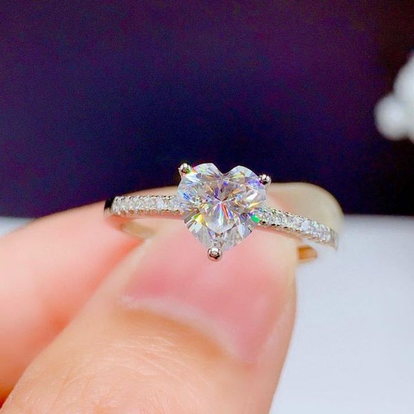 wedding rings fashion white crystal zircon heart ring for women elegant female engagement bridal design jewelry gifts, Slivery;golden
wedding rings fashion white crystal zircon heart ring for women elegant female engagement bridal design jewelry gifts, Slivery;golden