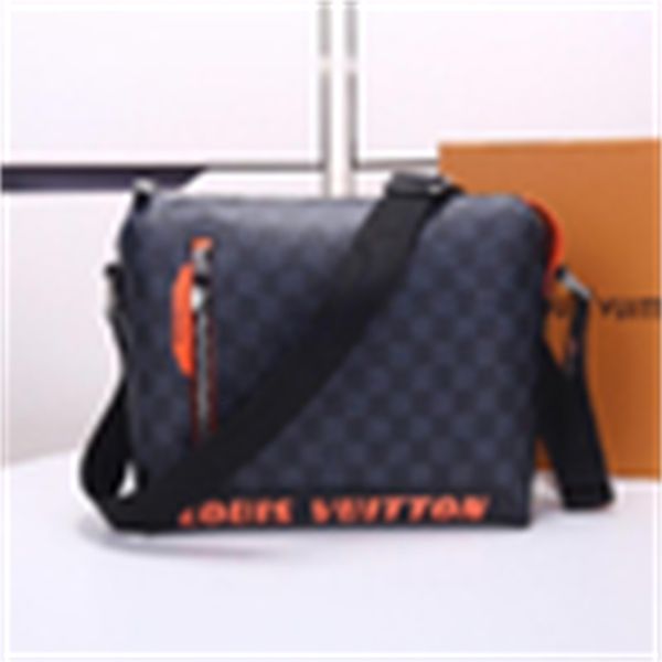 bags luxury r60c n40159 large capacity messenger bag men handbags iconic brand handles shoulder bags totes cross body designer bag clutches, Red;black
bags luxury r60c n40159 large capacity messenger bag men handbags iconic brand handles shoulder bags totes cross body designer bag clutches, Red;black