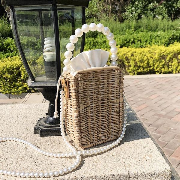evening bags bag designer crossbody design for straw women 2021 simple trendy luxury summer solid color handbags female travel
evening bags bag designer crossbody design for straw women 2021 simple trendy luxury summer solid color handbags female travel