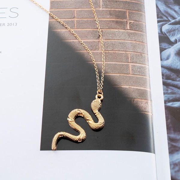 pendant necklaces retro simple snake shape necklace personality fashion clavicle chain woman jewelry wholesale, Silver
pendant necklaces retro simple snake shape necklace personality fashion clavicle chain woman jewelry wholesale, Silver