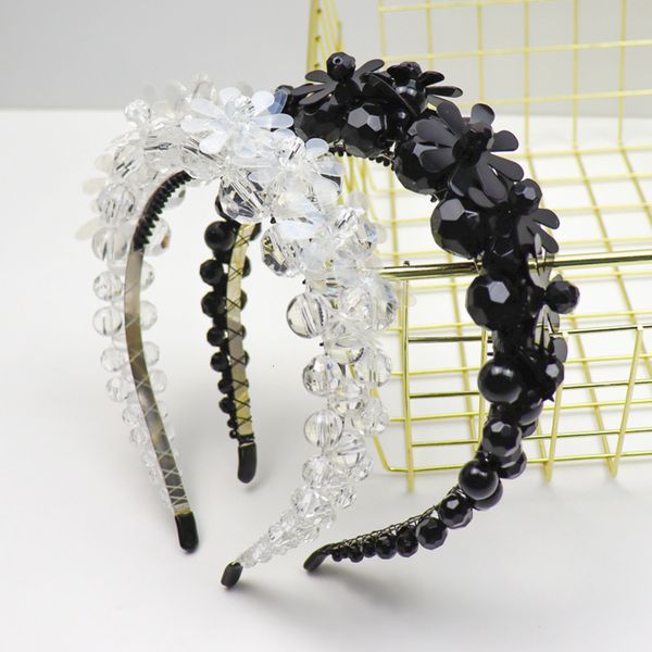 small fragrance black and white crystal diamond hair hoop korea simple elegant temperament headdress super fairy out fashion, Golden;white
small fragrance black and white crystal diamond hair hoop korea simple elegant temperament headdress super fairy out fashion, Golden;white