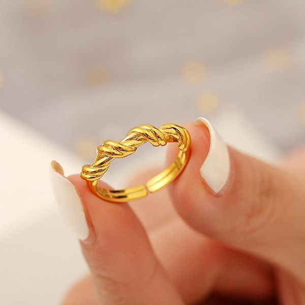wedding rings 2021 vintage punk chain twined golden ring for women creative design engagement party fashion jewelry girl gift, Slivery;golden
wedding rings 2021 vintage punk chain twined golden ring for women creative design engagement party fashion jewelry girl gift, Slivery;golden