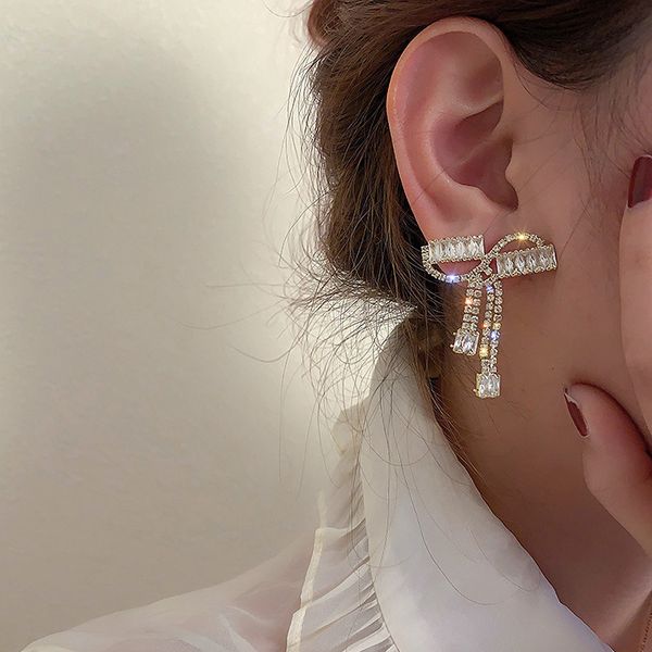 925 silver needle diamond zircon bow earrings exaggerated temperament earrings, Golden;silver
925 silver needle diamond zircon bow earrings exaggerated temperament earrings, Golden;silver