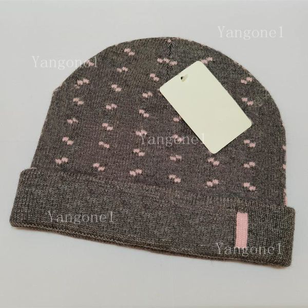 fashion design knitted hat men women winter beanie good quality skull caps casual bonnet fisherman warm skullies knit cap classic sport unis, Blue;gray
fashion design knitted hat men women winter beanie good quality skull caps casual bonnet fisherman warm skullies knit cap classic sport unis, Blue;gray