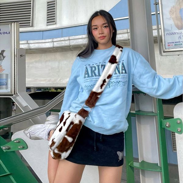 2021 fall fashion trend women's sweatshirt new long sleeve round neck loose thin letter printed sweater, Black
2021 fall fashion trend women's sweatshirt new long sleeve round neck loose thin letter printed sweater, Black