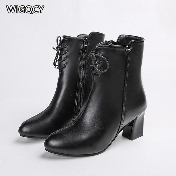 boots 2021 autumn women's thick heel round toe short fashion leather square side zipper1, Black
boots 2021 autumn women's thick heel round toe short fashion leather square side zipper1, Black