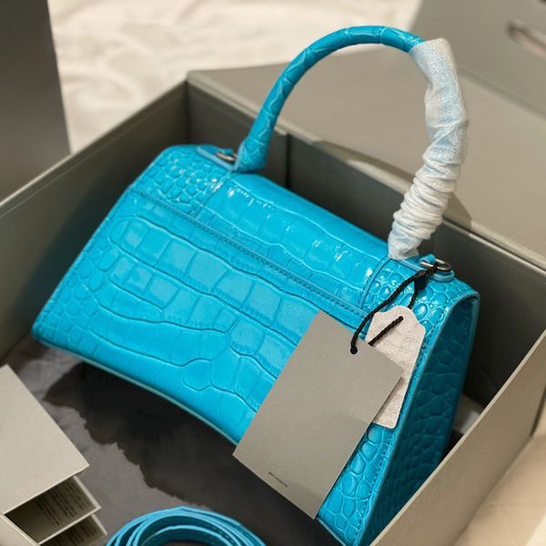 shoulder bags tote handbag designer bag ladies handbags totes crossbody genuine leather luxury different styles shopping with the original b
shoulder bags tote handbag designer bag ladies handbags totes crossbody genuine leather luxury different styles shopping with the original b