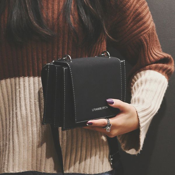 luxury herme handbags and storage high sense of french minority small square women's new fashion, foreign style, net red 
luxury herme handbags and storage high sense of french minority small square women's new fashion, foreign style, net red