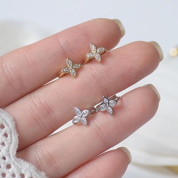 stud romantic 14k real gold flower earrings japanese&korea delicate jewelry zircon cute small, Golden;silver
stud romantic 14k real gold flower earrings japanese&korea delicate jewelry zircon cute small, Golden;silver