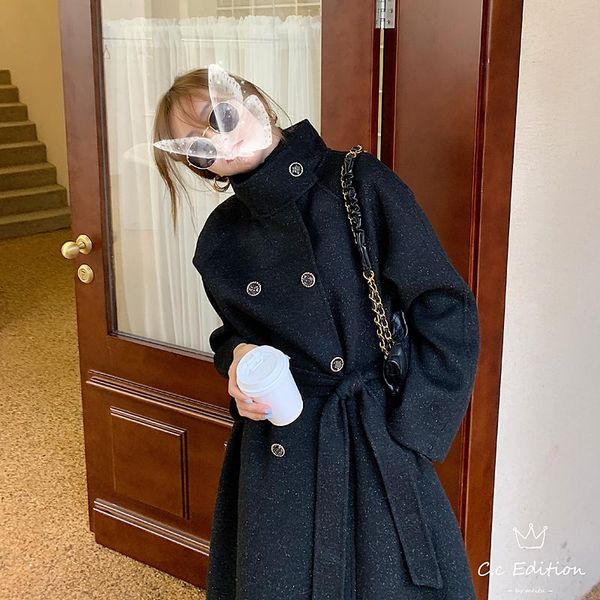 women's wool & blends hepburn style black bright silk double-sided handmade woolen coat waist closed medium long cashmere stand collar
women's wool & blends hepburn style black bright silk double-sided handmade woolen coat waist closed medium long cashmere stand collar