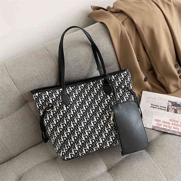 70% off deals online autumn and winter large capacity bag women's new fashion net red fashion go out one shoulder tote bag
70% off deals online autumn and winter large capacity bag women's new fashion net red fashion go out one shoulder tote bag