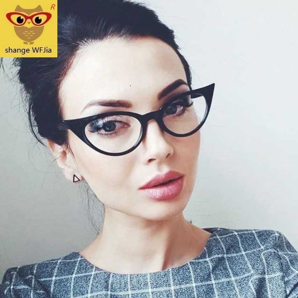 luxury designer sunglasses 2021small cateye triangle cute retro ms.man colorful women cat eye vintage sun glasses oculos de sol uv400, White;black
luxury designer sunglasses 2021small cateye triangle cute retro ms.man colorful women cat eye vintage sun glasses oculos de sol uv400, White;black