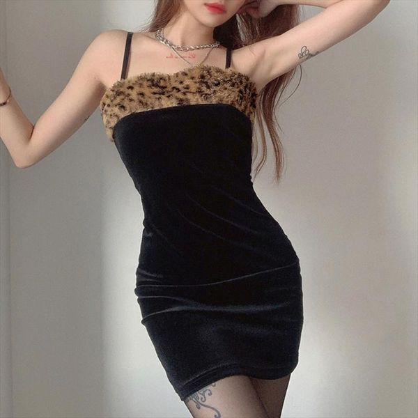 women plush leopard pattern stitching slim suspender with buttock wrapped black velvet dress party clubwear casual dresses, Black;gray
women plush leopard pattern stitching slim suspender with buttock wrapped black velvet dress party clubwear casual dresses, Black;gray
