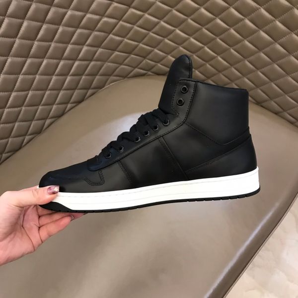 luxury designer fashion novel casual shoes leather high-printed sneakers multi-color comfortable breathable size 38-44, Black
luxury designer fashion novel casual shoes leather high-printed sneakers multi-color comfortable breathable size 38-44, Black