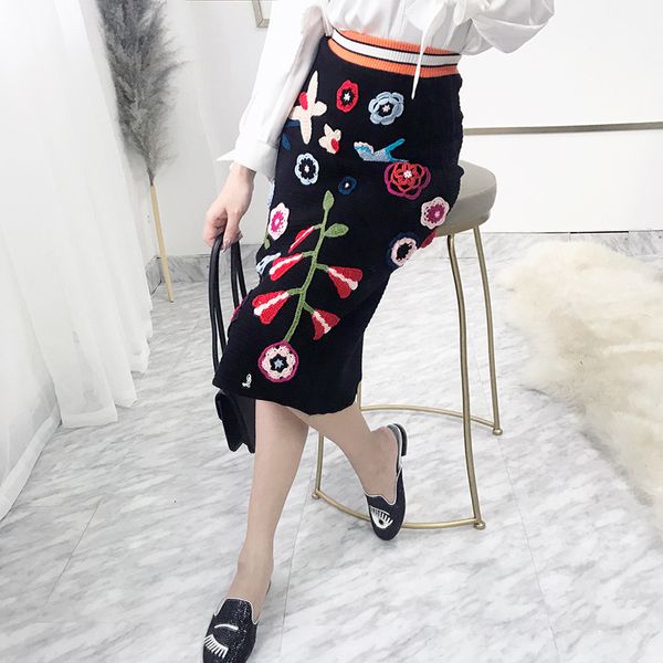 black 3d flowers aapliques pencil women skirts fashion runway elegant sweater skirt winter high waist knitting midi long
black 3d flowers aapliques pencil women skirts fashion runway elegant sweater skirt winter high waist knitting midi long